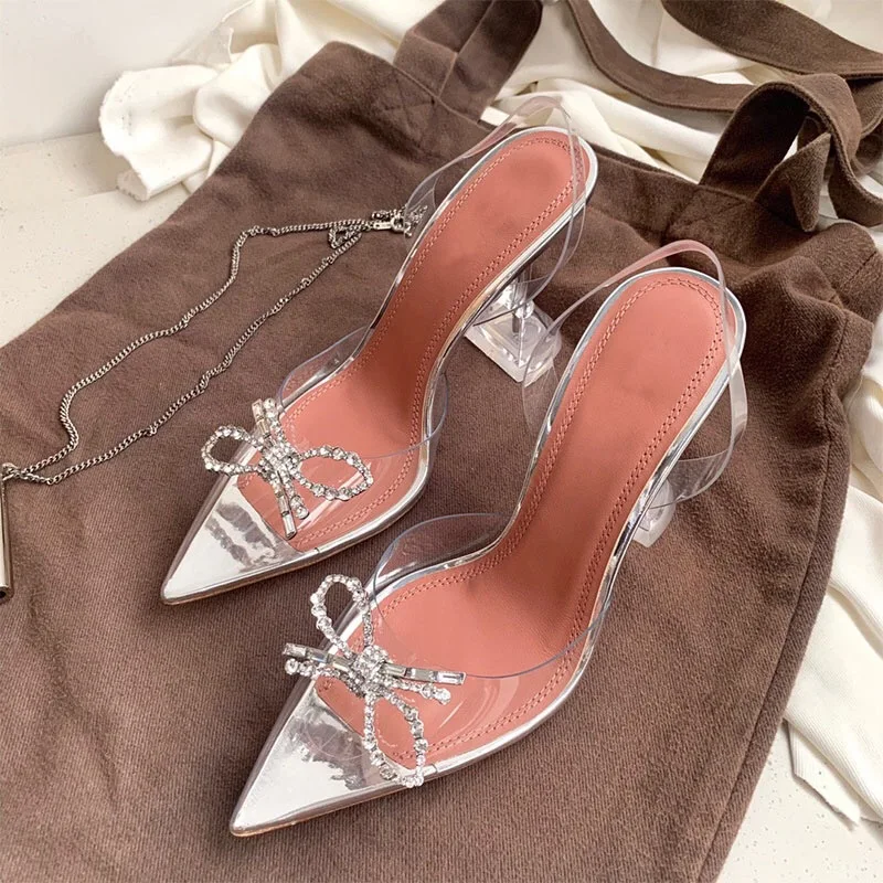 2022 New Rhinestone Bow Pointed Sandals Female Fairy Wind Net Red Crystal Transparent Rhinestone High Heels Stilettos
2022 New Rhinestone Bow Pointed Sandals Female Fairy Wind Net Red Crystal Transparent Rhinestone High Heels Stilettos