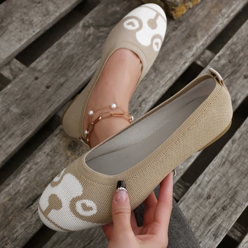 2023 Spring New Mesh Ballet Flats Women Square Toe Daily Loafers Breathable Flats Driving Shoes Sneakers Boat Shoes woman flats
2023 Spring New Mesh Ballet Flats Women Square Toe Daily Loafers Breathable Flats Driving Shoes Sneakers Boat Shoes woman flats