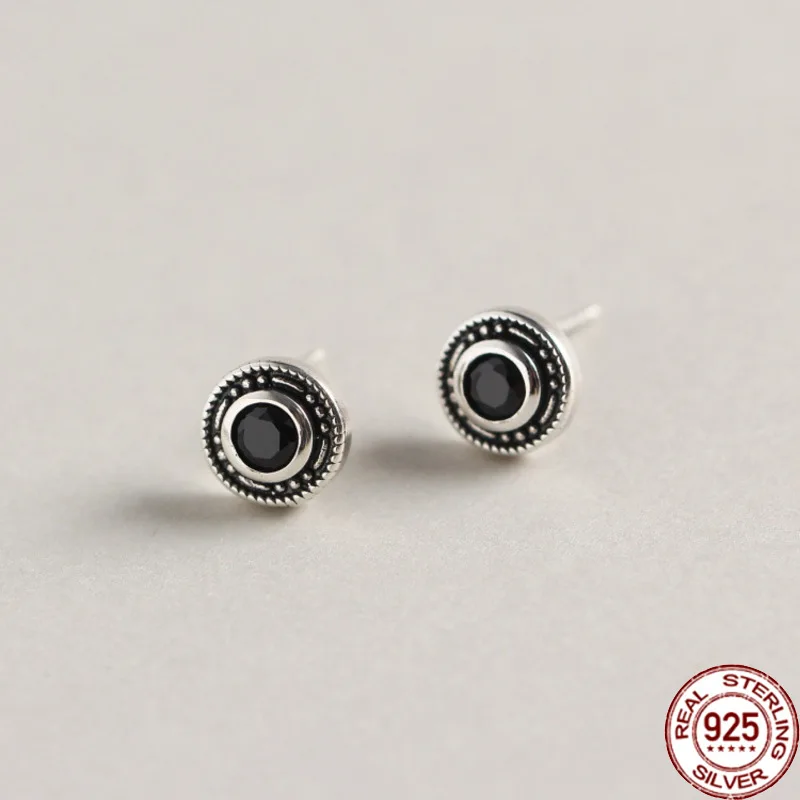 BABIQU E080 Japanese-korean Edition Geometric Cubic Silver Stud Earrings S925 Pure Zirconia Round Man Christmas Gift Korean
BABIQU E080 Japanese-korean Edition Geometric Cubic Silver Stud Earrings S925 Pure Zirconia Round Man Christmas Gift Korean