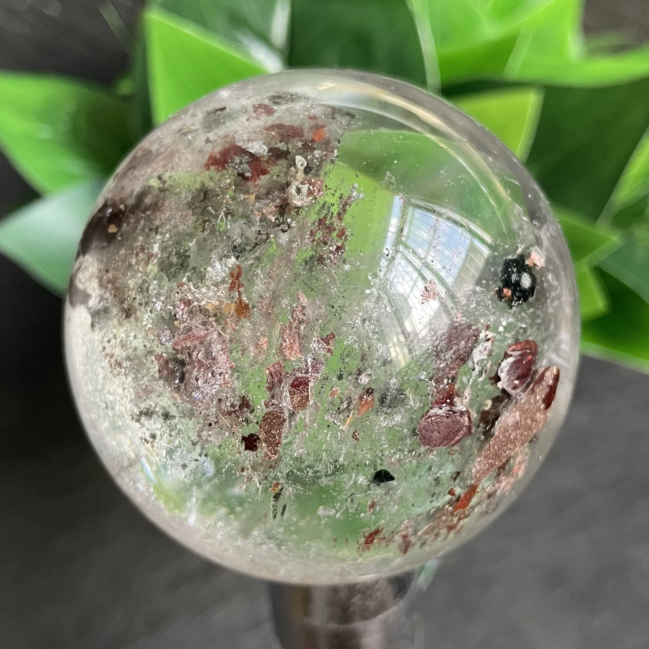348g Natural Clear Quartz Ball Polished Green Phantom Crystal Sphere Decoration Reiki Healing
348g Natural Clear Quartz Ball Polished Green Phantom Crystal Sphere Decoration Reiki Healing