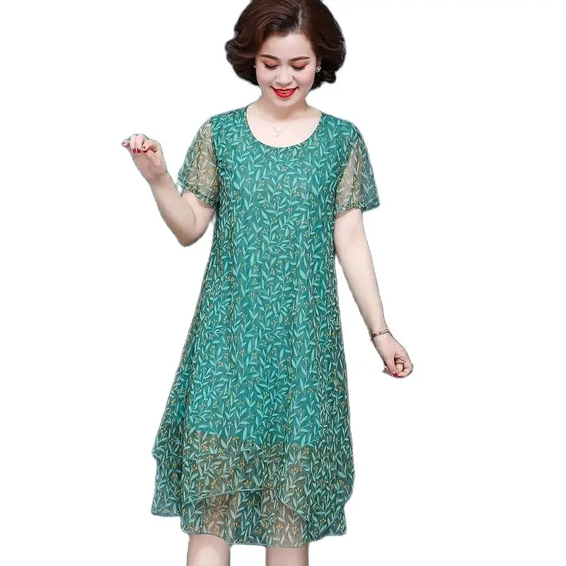 Mesh Large Size Super Breathable Mother Summer Dress 2023 New Dress Fashion Short-sleeved Ladies Printed Skirt Female Tide5XL.
Mesh Large Size Super Breathable Mother Summer Dress 2023 New Dress Fashion Short-sleeved Ladies Printed Skirt Female Tide5XL.