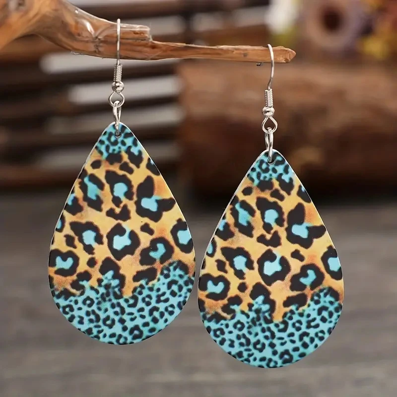 1Pair Bohemian Fashion Style PU Leather Droplet Earrings Leopard Print Men's and Women's Daily Wear Ear Jewelry Creative Persona
1Pair Bohemian Fashion Style PU Leather Droplet Earrings Leopard Print Men's and Women's Daily Wear Ear Jewelry Creative Persona