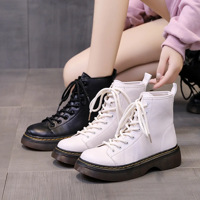 Women's Martins Boots 2021 Fashion Autumn Winter Motorcycle Ankle Platform Boots Ladies Shoes Black PU Leather Shoes Botas Mujer
Women's Martins Boots 2021 Fashion Autumn Winter Motorcycle Ankle Platform Boots Ladies Shoes Black PU Leather Shoes Botas Mujer