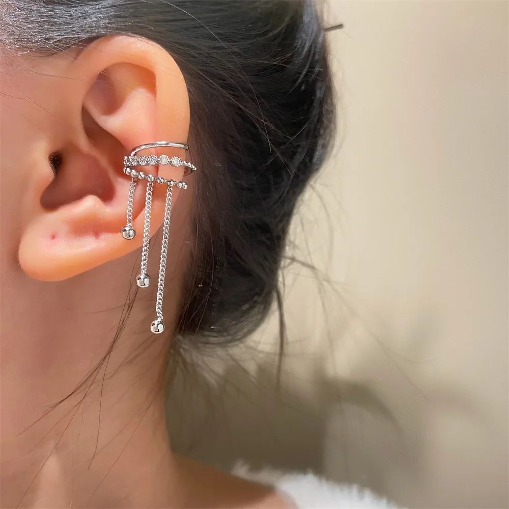Long Tassel Earrings For Women No Puncture Inlaid Zircon Multi-layer Geometric Ear Bone Clips Body Jewelry Gift Accessories
Long Tassel Earrings For Women No Puncture Inlaid Zircon Multi-layer Geometric Ear Bone Clips Body Jewelry Gift Accessories