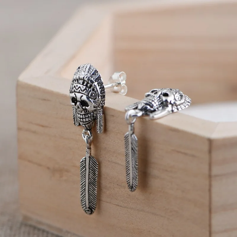 Vintage Punk Indian Feather Skeleton Dangle Drop Earrings for Men Women's Skull Earrings Boho Party Jewelry Gifts
Vintage Punk Indian Feather Skeleton Dangle Drop Earrings for Men Women's Skull Earrings Boho Party Jewelry Gifts