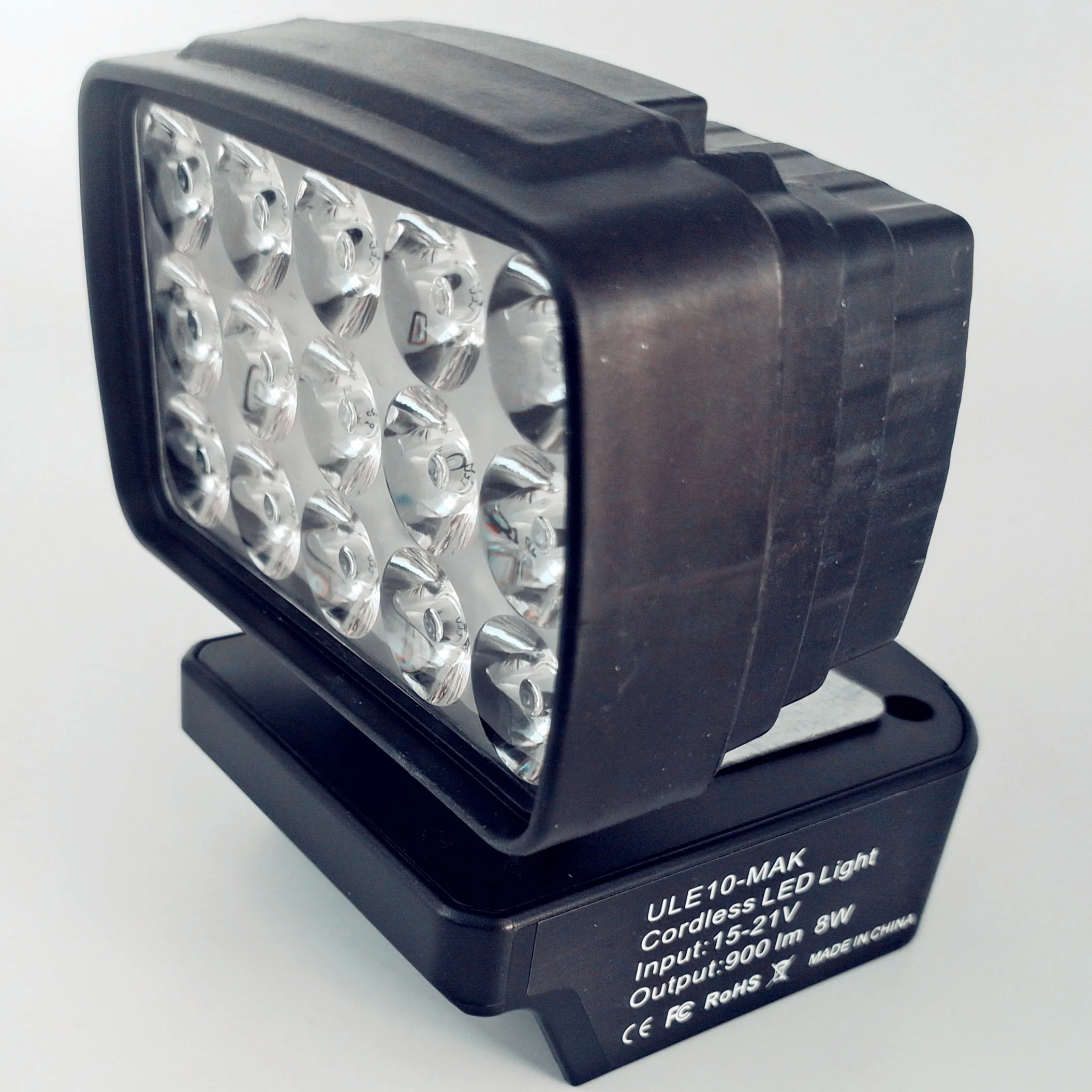 For Makita BL1830 BL1860 BL1430 BL1415 14.4V /18V Li-ion Battery LED Light Outdoor Lighting 900lm
For Makita BL1830 BL1860 BL1430 BL1415 14.4V /18V Li-ion Battery LED Light Outdoor Lighting 900lm