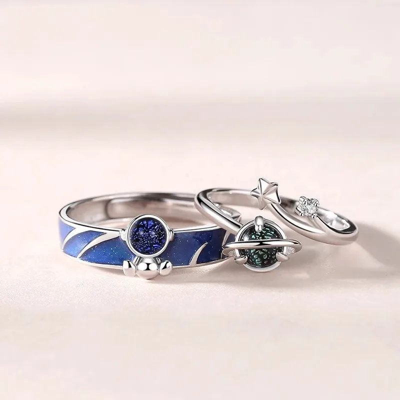 Glazed Stone Couple Astronaut Planet Rings For Women Men Open Ring Luxury Personality Finger Ring Lover's Jewelry Gifts Hot
Glazed Stone Couple Astronaut Planet Rings For Women Men Open Ring Luxury Personality Finger Ring Lover's Jewelry Gifts Hot