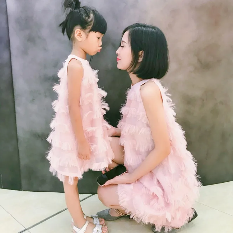 Mother Daughter Dress for Summer Holiday Family Matching Outfit Clothes Children Pink Tassel Dress for Birthday Women Dress New
Mother Daughter Dress for Summer Holiday Family Matching Outfit Clothes Children Pink Tassel Dress for Birthday Women Dress New