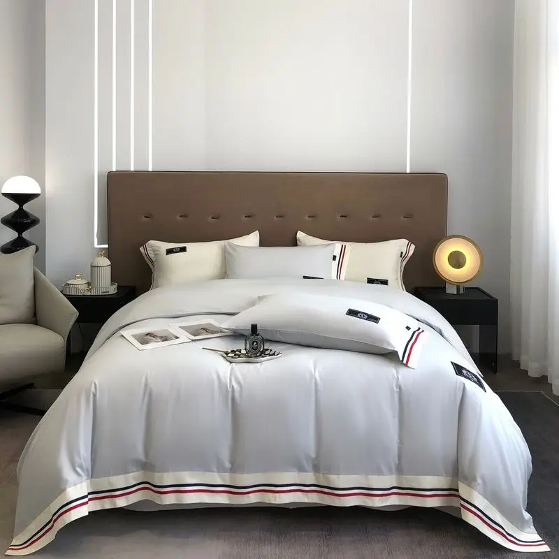 High quality cotton Bedding set soft duvet cover Fashion stripes quilt cover pillowcases Flat bedsheet King Queen size
High quality cotton Bedding set soft duvet cover Fashion stripes quilt cover pillowcases Flat bedsheet King Queen size