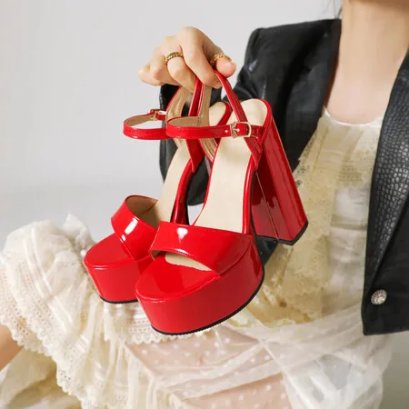 Thick soled thick heeled sandals for comfort and simplicity Thick soled thick heeled sandals for comfort and simplicity
Thick soled thick heeled sandals for comfort and simplicity Thick soled thick heeled sandals for comfort and simplicity