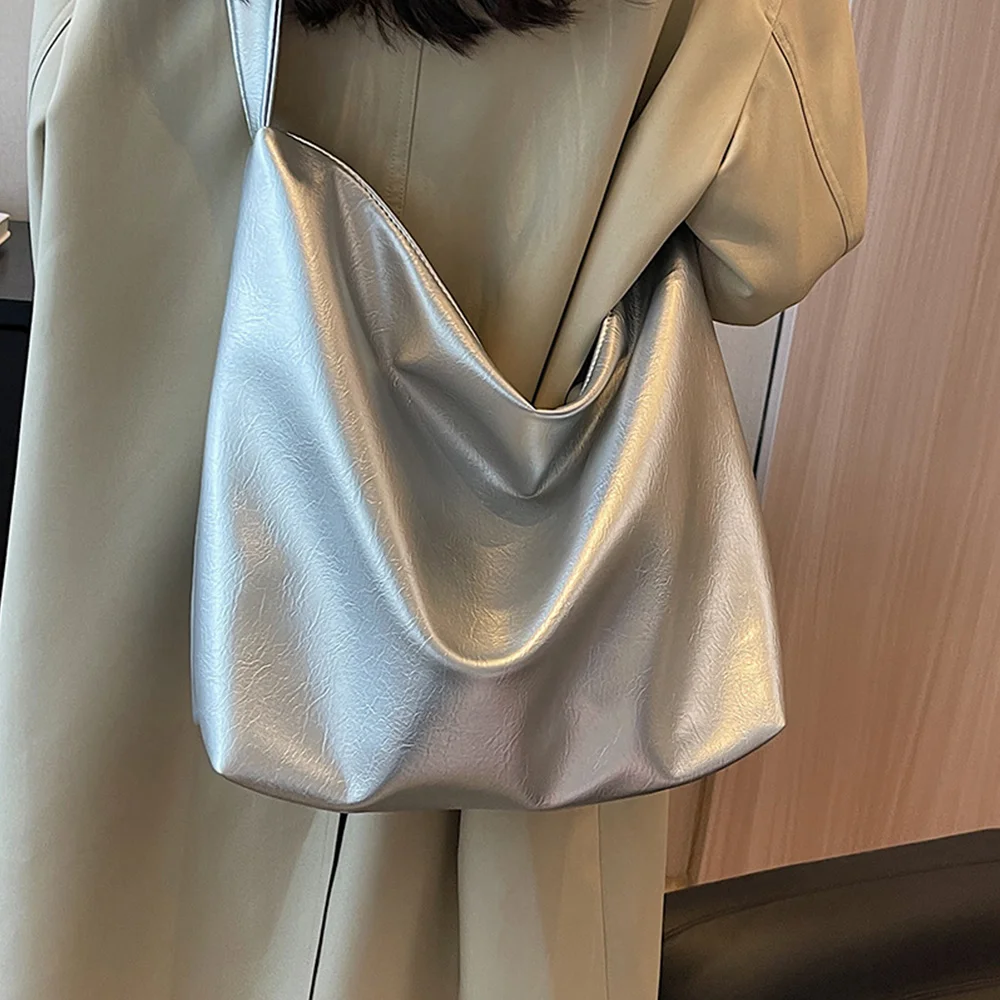 Big Bucket Bags For Women Solid Color Female Silver Leather Shoulder Bag Handbags Large Capacity Crossbody Bag Y2K Style
Big Bucket Bags For Women Solid Color Female Silver Leather Shoulder Bag Handbags Large Capacity Crossbody Bag Y2K Style