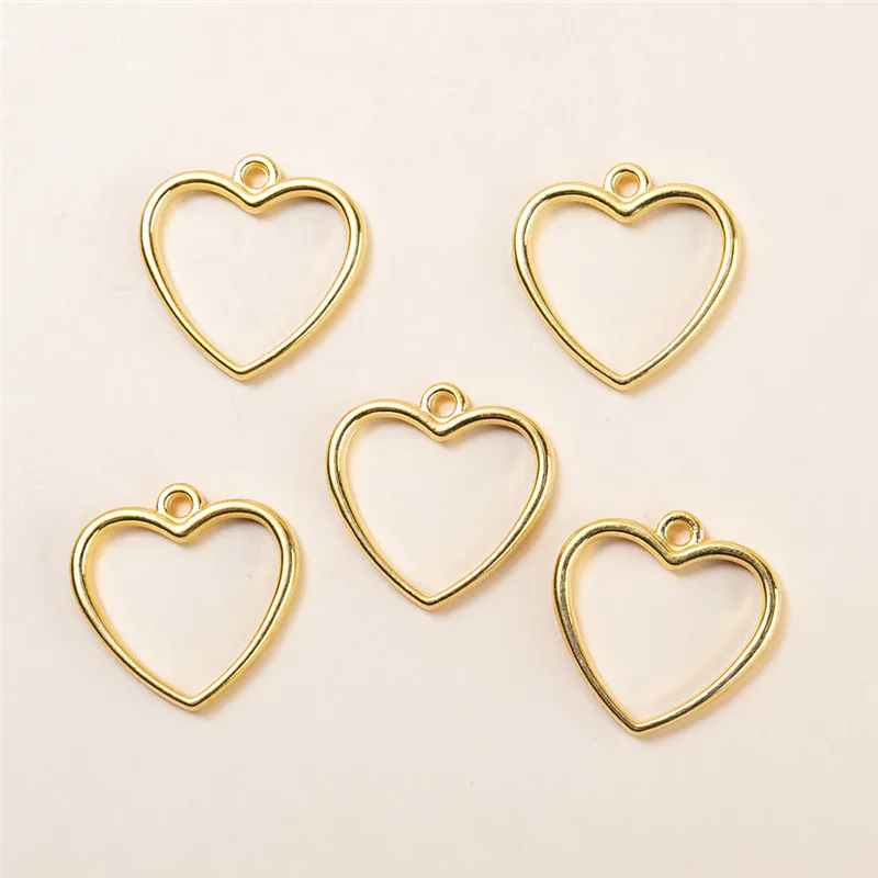 10pcs/lot Hollow Love Heart Charms Pendants DIY Necklace Earrings for Jewelry Making Accessories
10pcs/lot Hollow Love Heart Charms Pendants DIY Necklace Earrings for Jewelry Making Accessories