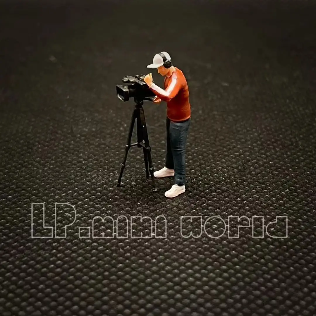1/64 puppet model photographer micro landscape shooting props car model scene layout decoration resin hand to do
1/64 puppet model photographer micro landscape shooting props car model scene layout decoration resin hand to do