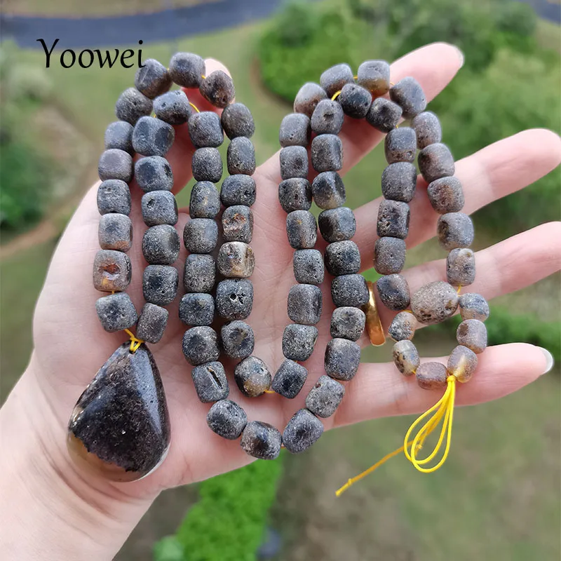 Yoowei 43g Natural Amber Pendant Necklace for Unisex Luxurious Gift 68cm Teardrop Black Beads New Baltic Ambar Women Men Jewelry
Yoowei 43g Natural Amber Pendant Necklace for Unisex Luxurious Gift 68cm Teardrop Black Beads New Baltic Ambar Women Men Jewelry