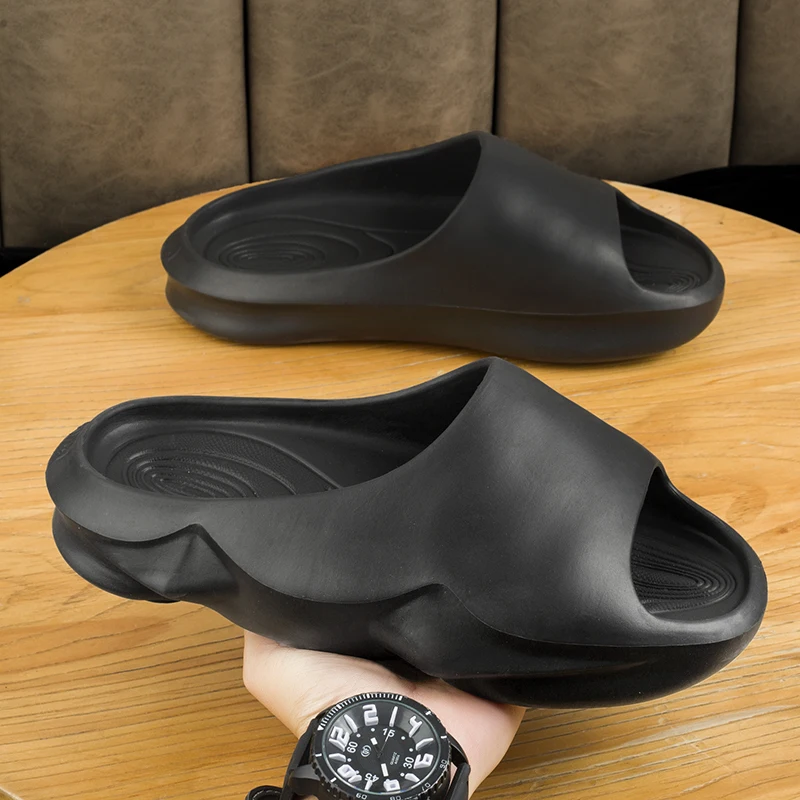 High Quality 2023 Men Slippers Beach Ondoor Soft Bottom Sandals Trend Slides Light Bathroom Shoes Couple Slippers Home Indoor
High Quality 2023 Men Slippers Beach Ondoor Soft Bottom Sandals Trend Slides Light Bathroom Shoes Couple Slippers Home Indoor