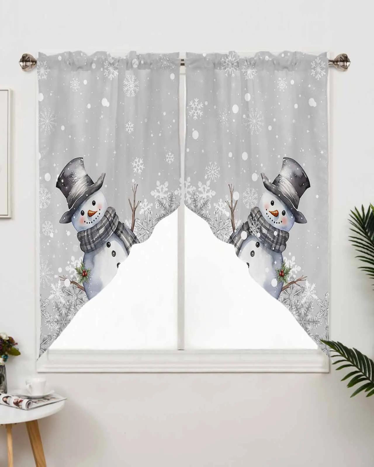 Рождественские снеговики, снежинки, оконные шторы для гостиной, кухни, занавески, Рождественский домашний декор, треугольная занавеска
Рождественские снеговики, снежинки, оконные шторы для гостиной, кухни, занавески, Рождественский домашний декор, треугольная занавеска