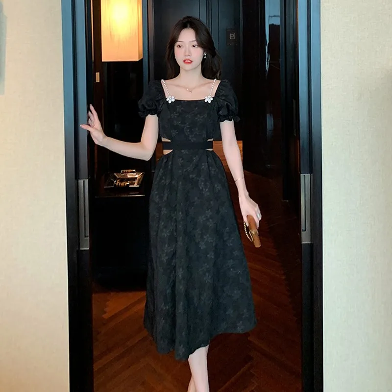 Summer New Small Fragrance Women Black Elegant Beaded Lady Square Collar Sexy Bust Hollow Out Lace Up Slim A Line Casual Dress
Summer New Small Fragrance Women Black Elegant Beaded Lady Square Collar Sexy Bust Hollow Out Lace Up Slim A Line Casual Dress