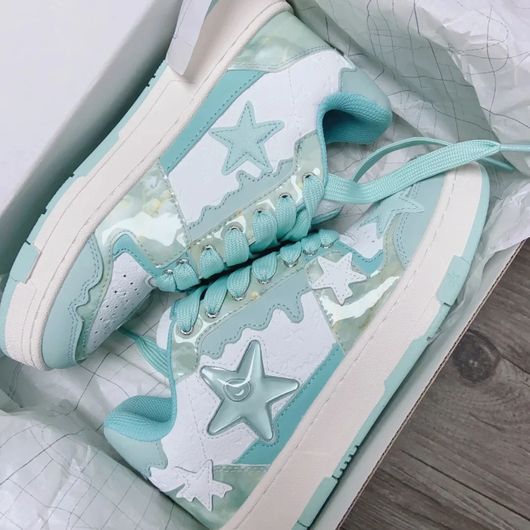 Женские кроссовки с вулканизированной резиновой подошвой, Спортивная повседневная обувь для бега на плоской платформе, в Корейском стиле, весна 2023
Женские кроссовки с вулканизированной резиновой подошвой, Спортивная повседневная обувь для бега на плоской платформе, в Корейском стиле, весна 2023