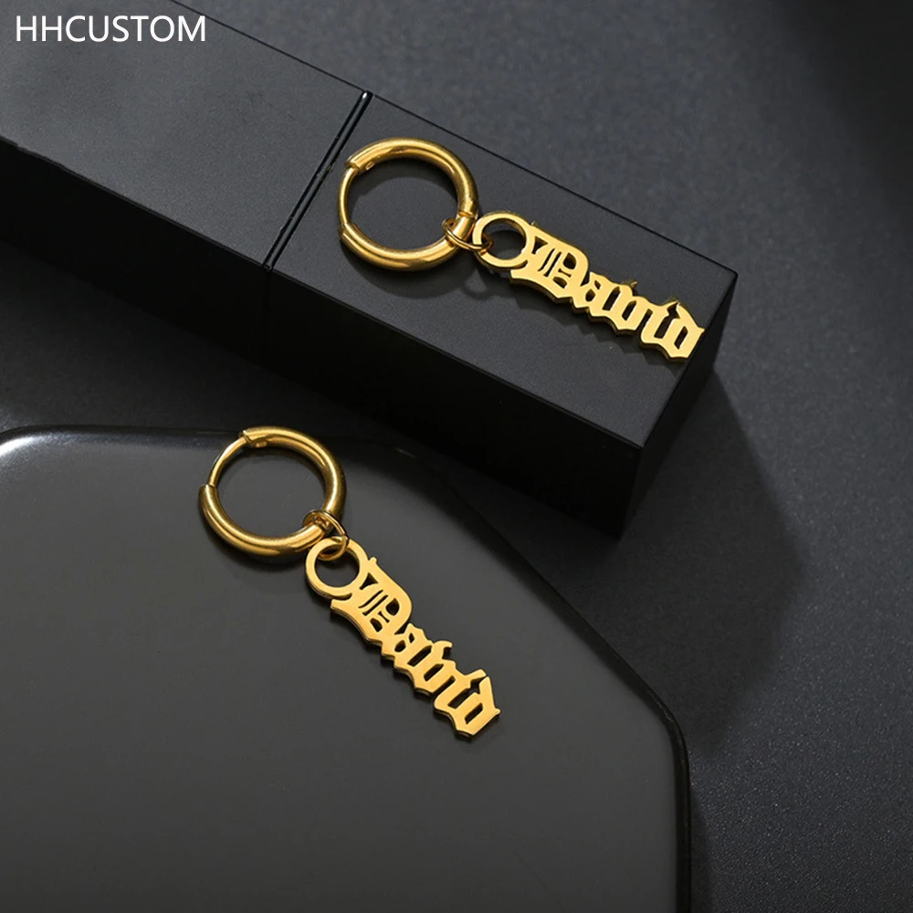 HHCUSTOM Custom Vertical Name Earrings Personality Stainless Steel Gold Letter Nameplate Pendant Stud Ear For Women Punk Jewelry
HHCUSTOM Custom Vertical Name Earrings Personality Stainless Steel Gold Letter Nameplate Pendant Stud Ear For Women Punk Jewelry