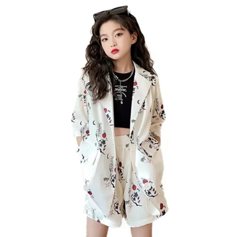 Suits for Girls with Blazer + Shorts Two Pieces Satin Chiffon Fabric Fashion Floral Printed Summer Children Fashionable Costumes
Suits for Girls with Blazer + Shorts Two Pieces Satin Chiffon Fabric Fashion Floral Printed Summer Children Fashionable Costumes