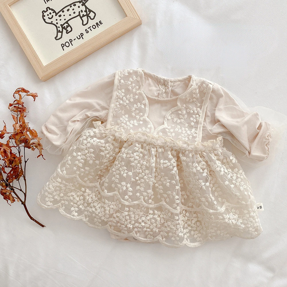 Baby Lace Embroidery Romper Dress 0-2Y Baby Autumn Dress Baby Bodysuit Autumn Newborn Dress Long Sleeve Triangle-Bottom Jumpsuit
Baby Lace Embroidery Romper Dress 0-2Y Baby Autumn Dress Baby Bodysuit Autumn Newborn Dress Long Sleeve Triangle-Bottom Jumpsuit