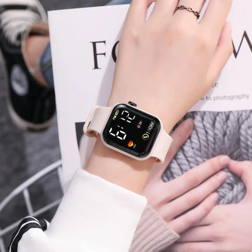 LED Digital Display Student Children Universal Watch Waterproof Electronic Watch Smart Watch Children Sport Fitness Watch
LED Digital Display Student Children Universal Watch Waterproof Electronic Watch Smart Watch Children Sport Fitness Watch