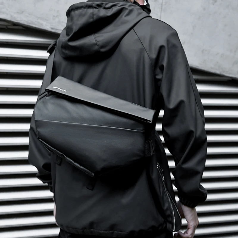 Stylish Men's Crossbody Bag Waterproof Ripstop 2022 Designer Personalised Premium 11inch IPad Youth Portable Commuter Bag
Stylish Men's Crossbody Bag Waterproof Ripstop 2022 Designer Personalised Premium 11inch IPad Youth Portable Commuter Bag