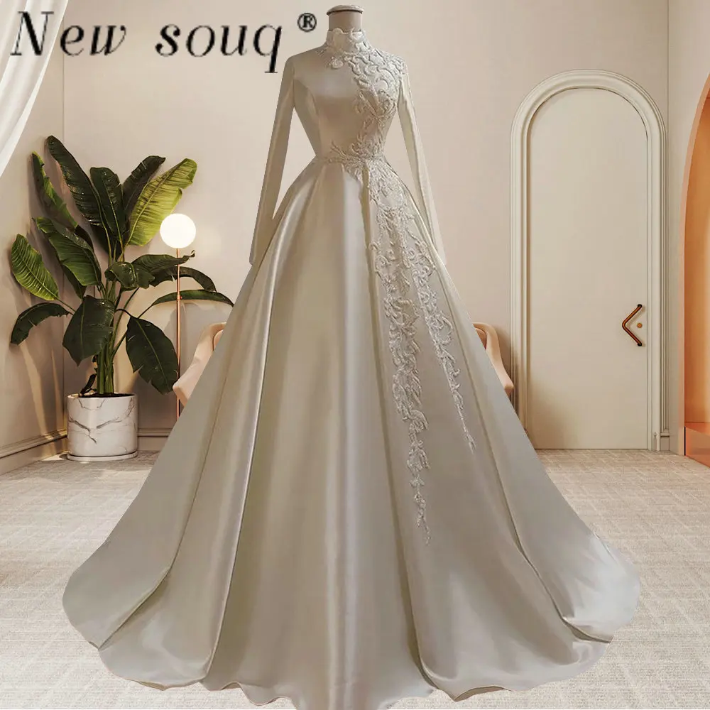 Modest Ivory High Neck Muslim Evening Dresses 2023 Saudi Arabia Full Sleeve Moroccan Caftan Beaded Formal Satin Party Gowns Robe
Modest Ivory High Neck Muslim Evening Dresses 2023 Saudi Arabia Full Sleeve Moroccan Caftan Beaded Formal Satin Party Gowns Robe