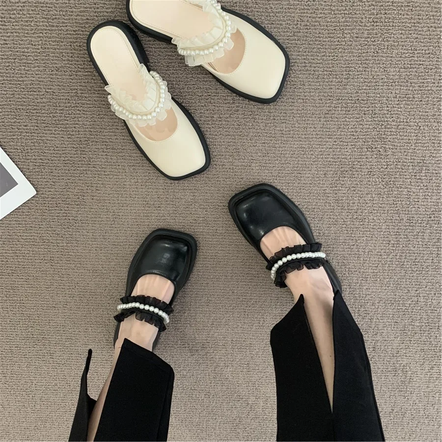Spring and summer new pearl Baotou half slippers women's fashion outer wear thick heel sandals and slippers
Spring and summer new pearl Baotou half slippers women's fashion outer wear thick heel sandals and slippers
