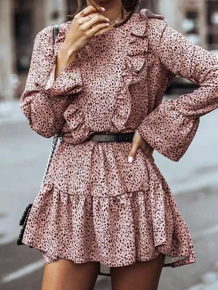 Ruffled Leopard-print Pleated Dress Floral Print O-neck Elegant Mini Dress Sexy Boho Beach Dress Long Sleeve Tie Waist Dress
Ruffled Leopard-print Pleated Dress Floral Print O-neck Elegant Mini Dress Sexy Boho Beach Dress Long Sleeve Tie Waist Dress