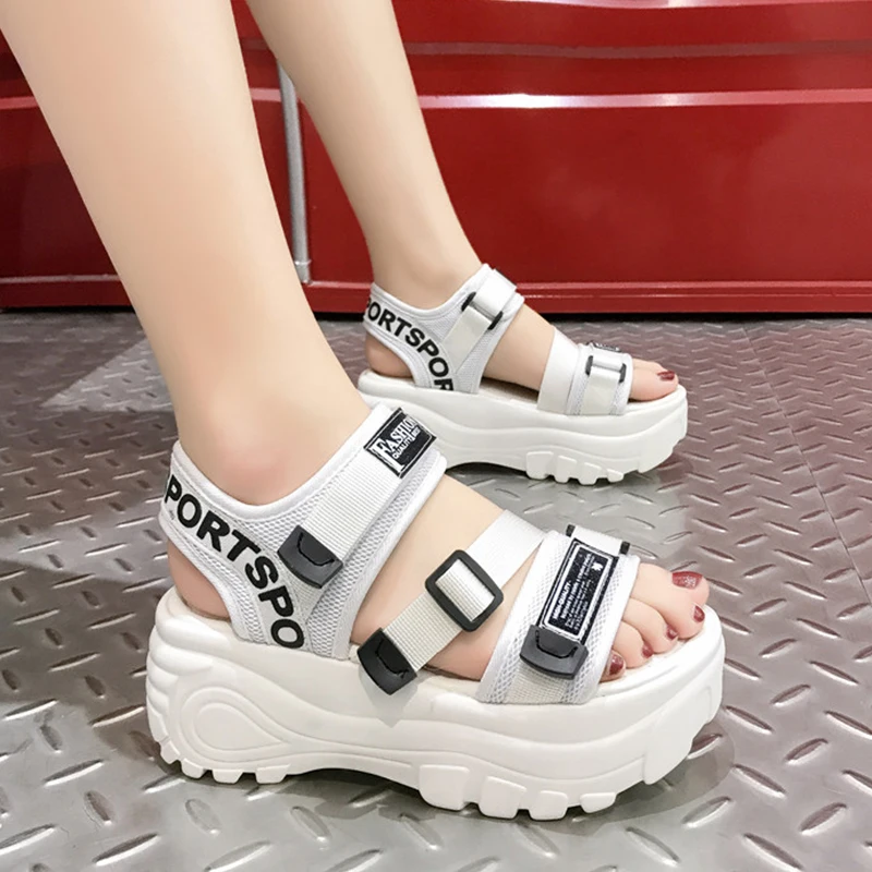 2022 Summer Fashion Platform Sandals Hook & Loop Casual High Heels Sandals Ladies Flats White Black Shoes For Women Hot Cool
2022 Summer Fashion Platform Sandals Hook & Loop Casual High Heels Sandals Ladies Flats White Black Shoes For Women Hot Cool