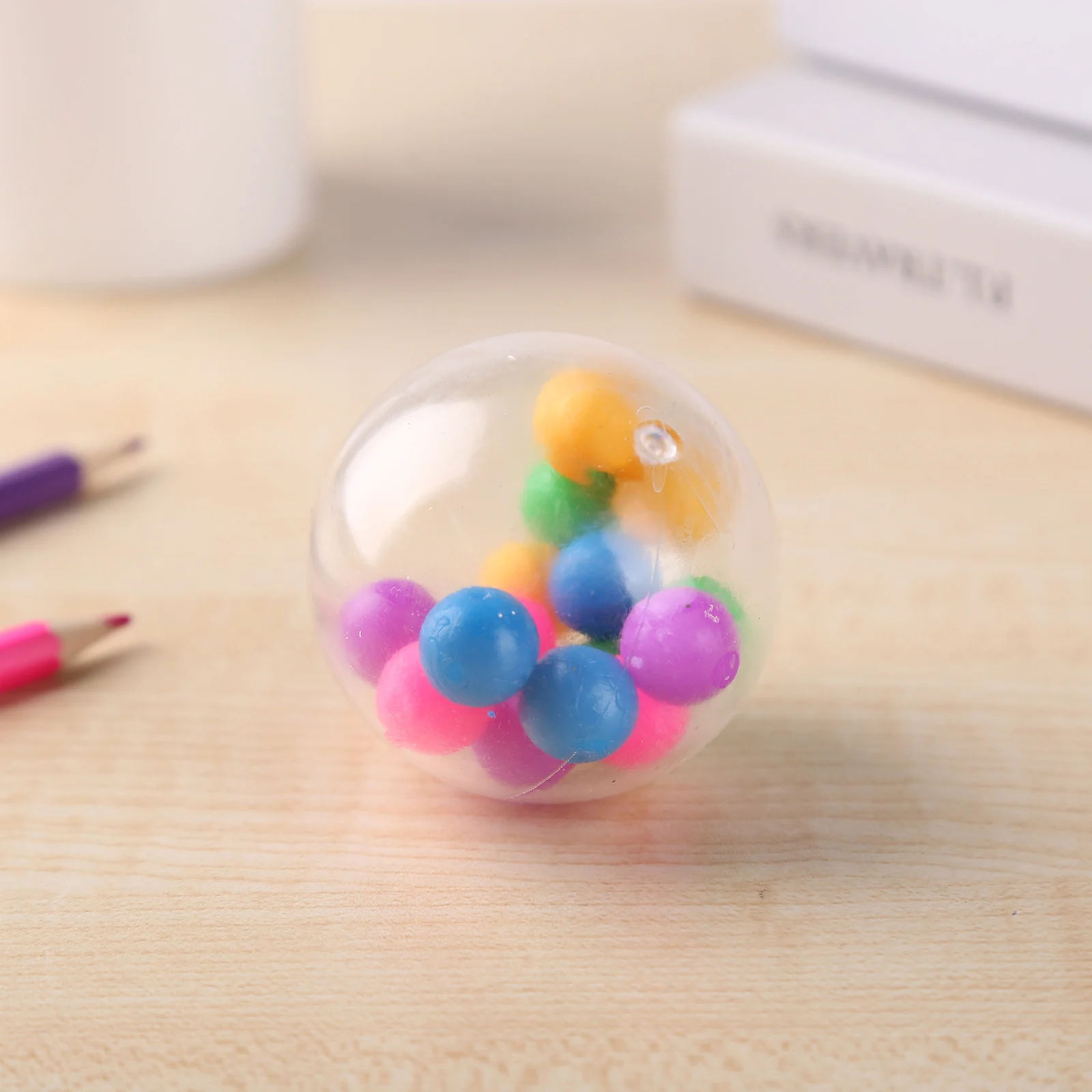 Squeeze Ball Toy Funny Kids TPR Flashing Ball Shape Decompression Toy for Children Kids Birthday Party Gift
Squeeze Ball Toy Funny Kids TPR Flashing Ball Shape Decompression Toy for Children Kids Birthday Party Gift
