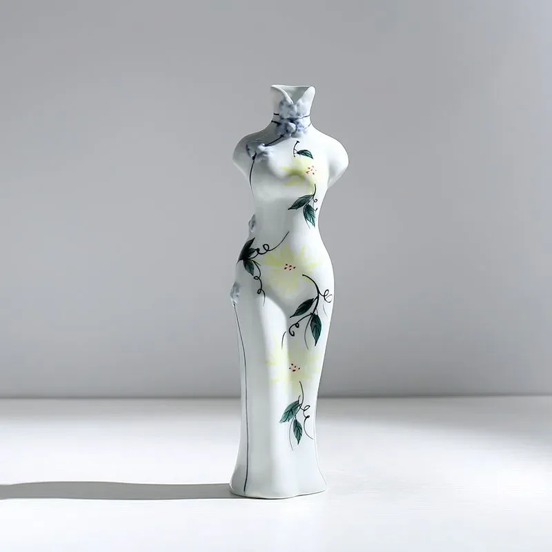 Vases en céramique Cheongsam chinois, composition florale classique pour salon, bouteilles en porcelaine pour Culture d'eau
Vases en céramique Cheongsam chinois, composition florale classique pour salon, bouteilles en porcelaine pour Culture d'eau