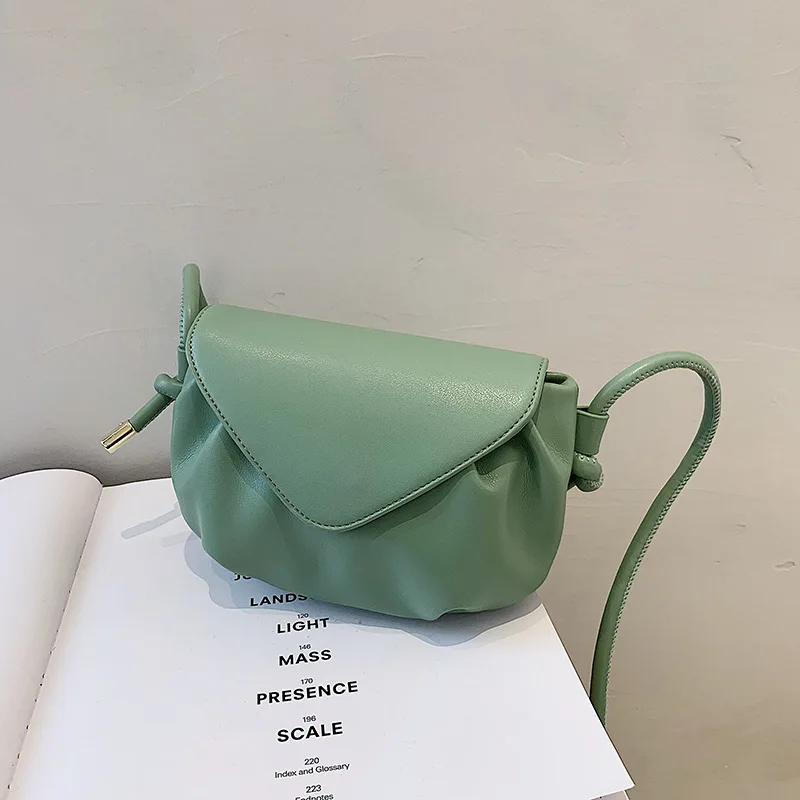 Pleated Cloud Crossbody Bags For Women Soft PU Leather Female Underarm Shoulder Bag Ladies Purses and Handbags Luxury Designer
Pleated Cloud Crossbody Bags For Women Soft PU Leather Female Underarm Shoulder Bag Ladies Purses and Handbags Luxury Designer