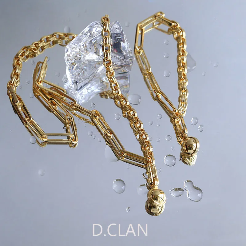 D.CLAN Golden Ball Paper Clip Twist Splicing Cuban Chain Bracelet Detachable Invisible Buckle Fashion Jewelry Cool Trendy Gift
D.CLAN Golden Ball Paper Clip Twist Splicing Cuban Chain Bracelet Detachable Invisible Buckle Fashion Jewelry Cool Trendy Gift