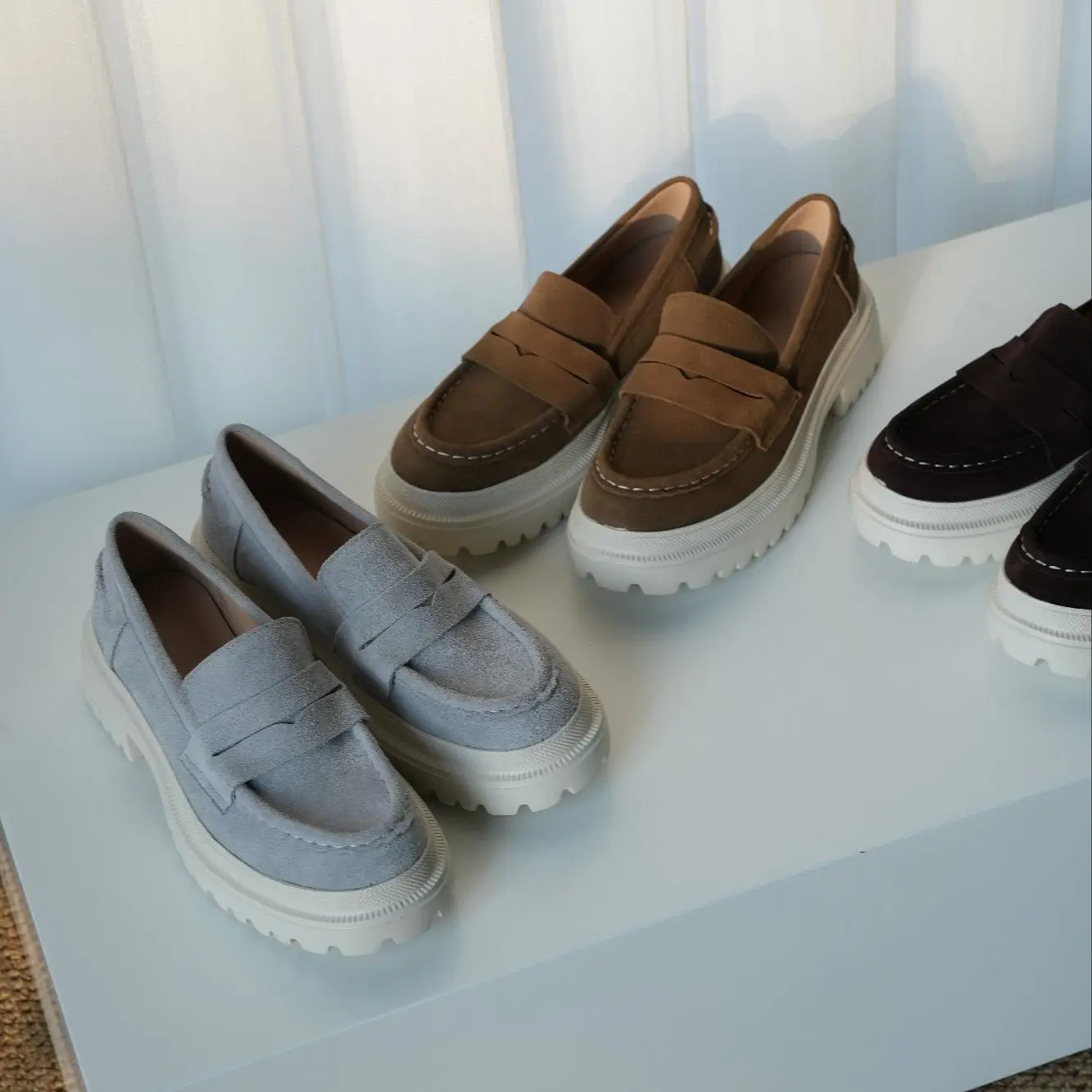 MUMANI Women‘s NEW Pumps Spring Autumn Genuine Leather Thick Heels Shoes Round Toe Loafers Platform Slip On Flat Lady Footwear
MUMANI Women‘s NEW Pumps Spring Autumn Genuine Leather Thick Heels Shoes Round Toe Loafers Platform Slip On Flat Lady Footwear