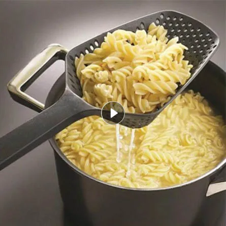 Creative Cooking Shovels Food Strainer Scoop Nylon Spoon Drain Gadgets Large Colander Soup Filter Household Kitchen Accessories
Creative Cooking Shovels Food Strainer Scoop Nylon Spoon Drain Gadgets Large Colander Soup Filter Household Kitchen Accessories