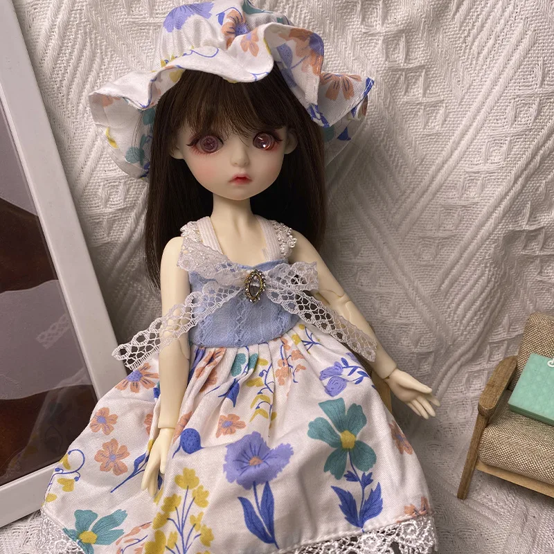 1/6 Bjd Dress Up Accessories Doll's Clothes with Hat/ Headdress Girls Play House Lolita Style Toy for Children
1/6 Bjd Dress Up Accessories Doll's Clothes with Hat/ Headdress Girls Play House Lolita Style Toy for Children
