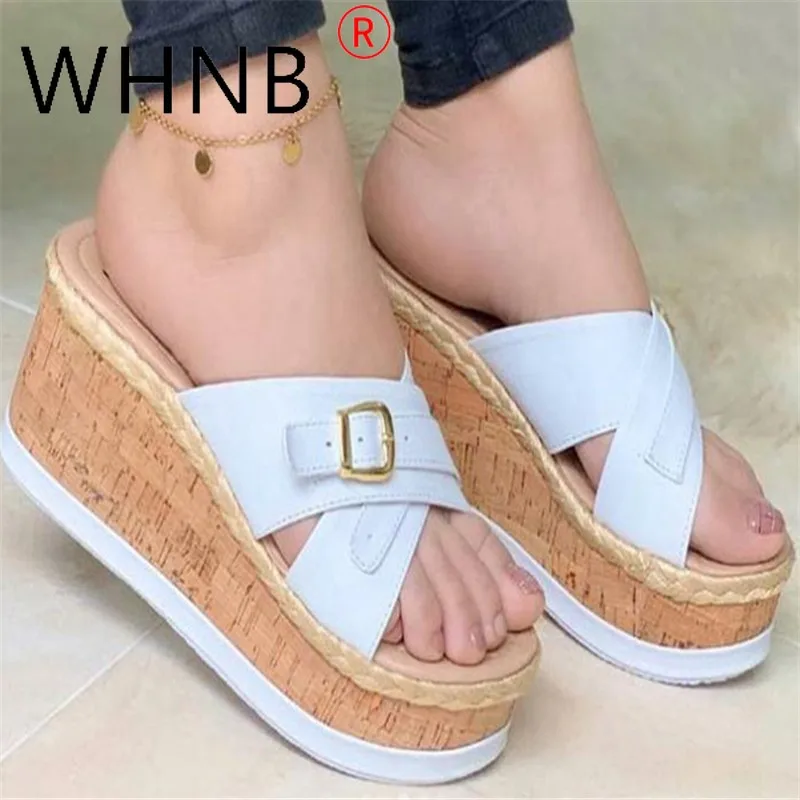 2022 New Fashion Buckle Platform Wedge Peep Toe Slippers Women Summer Shoes Sexy High Heels Light Non-slip Slippers Size 35~43
2022 New Fashion Buckle Platform Wedge Peep Toe Slippers Women Summer Shoes Sexy High Heels Light Non-slip Slippers Size 35~43