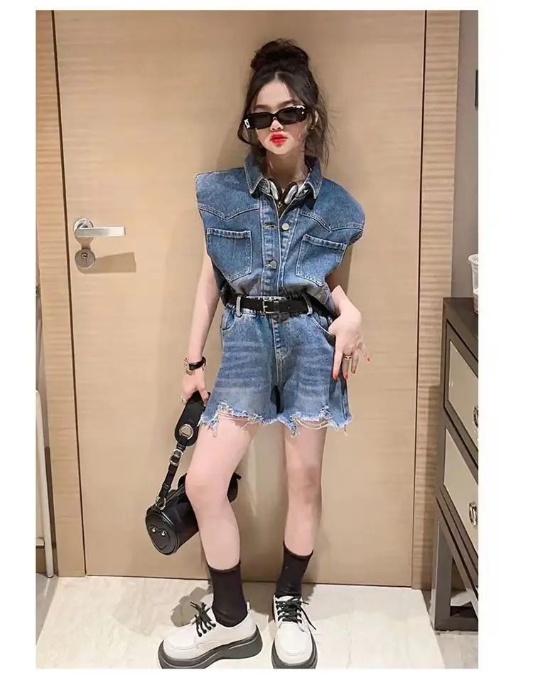 2 шт., джинсовый жилет и шорты для девочек, на возраст 6-15 лет 
2 шт., джинсовый жилет и шорты для девочек, на возраст 6-15 лет