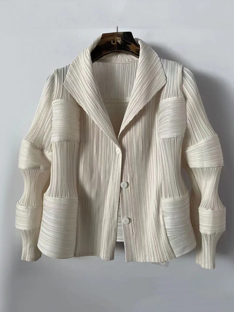 Miyake женское Плиссированное пальто, однотонное однобортное пальто с длинными рукавами и лацканами, Элегантная короткая куртка, повседневны...
Miyake женское Плиссированное пальто, однотонное однобортное пальто с длинными рукавами и лацканами, Элегантная короткая куртка, повседневны...