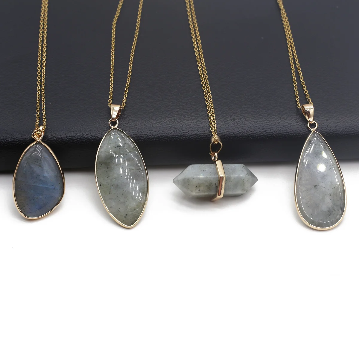 Fine Natural Stone Crystal Pendant Necklace Flash Labradorite Stainless Steel Chain Fashion Necklace Jewelry for Women Gifts
Fine Natural Stone Crystal Pendant Necklace Flash Labradorite Stainless Steel Chain Fashion Necklace Jewelry for Women Gifts