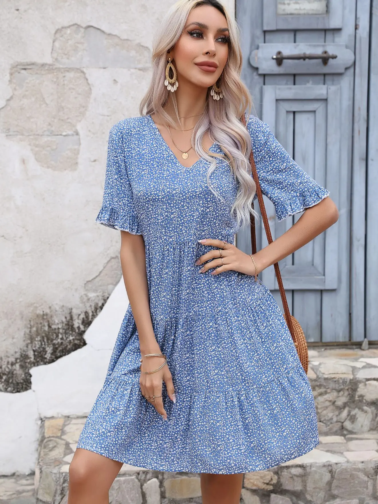 Blue Dresses Women Vintage V Neck Short Sleeve Ruffle Summer Dress 2023 Trendy Elegant Party Vestidos Elegant Mujeres Sundress
Blue Dresses Women Vintage V Neck Short Sleeve Ruffle Summer Dress 2023 Trendy Elegant Party Vestidos Elegant Mujeres Sundress