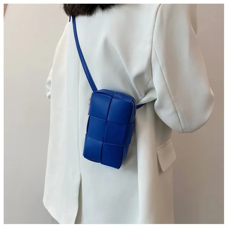 Leather Woven Small Waist Bags For Women Luxury Brand Bag Luxury Weave Cassette Waist Belt Bag Trend Chest Pouch Female
Leather Woven Small Waist Bags For Women Luxury Brand Bag Luxury Weave Cassette Waist Belt Bag Trend Chest Pouch Female