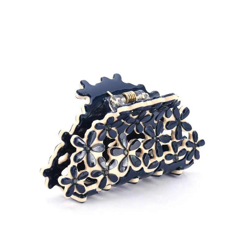 Acetic acid medium red in the new 2020 han edition popular flower hairpin geometry diamond scratching dish hair clip
Acetic acid medium red in the new 2020 han edition popular flower hairpin geometry diamond scratching dish hair clip