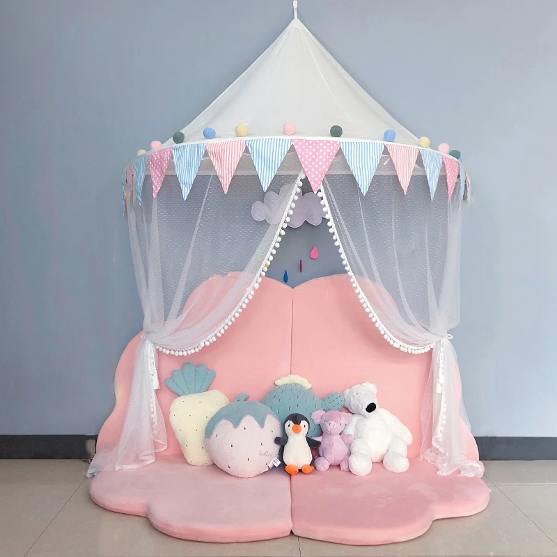 Play Tent Toys Children's half-moon tent cotton princess models playhouse wall hanging bed decoration baby bed mantle reading
Play Tent Toys Children's half-moon tent cotton princess models playhouse wall hanging bed decoration baby bed mantle reading