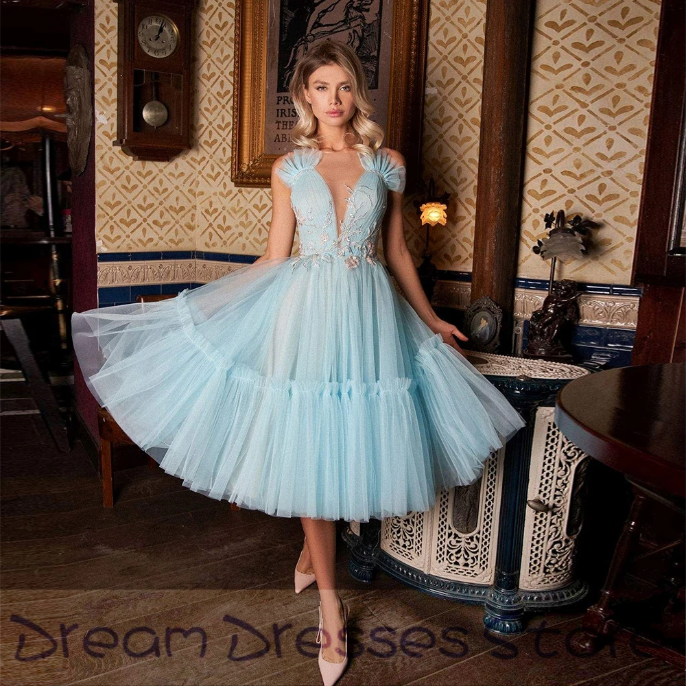 A Line Evening Dresses Draped Tulle Contoured V Neck Sleeveless Knee length Layered Evening Gowns Open Back Sexy Formal Dress
A Line Evening Dresses Draped Tulle Contoured V Neck Sleeveless Knee length Layered Evening Gowns Open Back Sexy Formal Dress