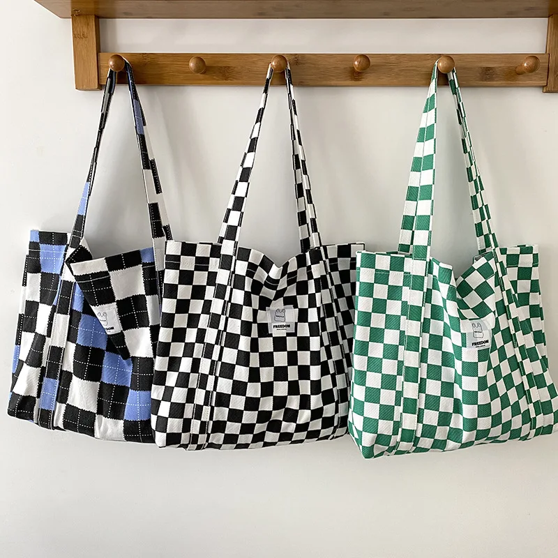 Women's Simple Checkerboard Shoulder Bag Versatile Large Capacity Canvas Bag Shopping Bag
Women's Simple Checkerboard Shoulder Bag Versatile Large Capacity Canvas Bag Shopping Bag