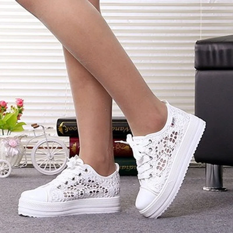 Summer Women Shoes Casual Cutouts Lace Shoes Hollow Floral Breathable Platform Flat Shoe White
Summer Women Shoes Casual Cutouts Lace Shoes Hollow Floral Breathable Platform Flat Shoe White