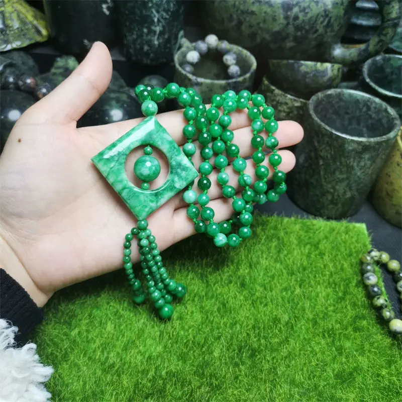 New Gan Qing Round Bead Necklace Square Buckle Ladies Fashion Pendant Sweater Chain
New Gan Qing Round Bead Necklace Square Buckle Ladies Fashion Pendant Sweater Chain